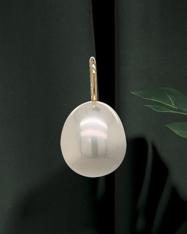 18K Gold Bail with 7.5mm Freshwater Pearl Pendant - Image 2