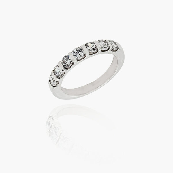 18K Gold Wedding Ring - 7 off Diamonds 1.0ct in Bar Setting