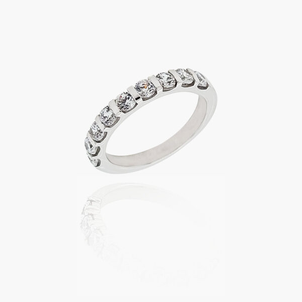 18K Gold Wedding Ring - 9 off Diamonds 1.0ct in Bar Setting