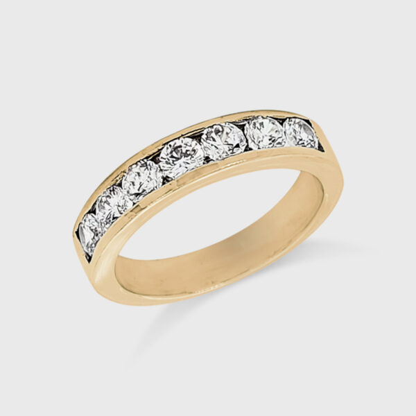 18K Gold Wedding Ring - 7 off Diamonds 1.0ct in Rail Setting