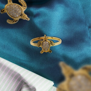 18K Gold Turtle Diamond Head Ring