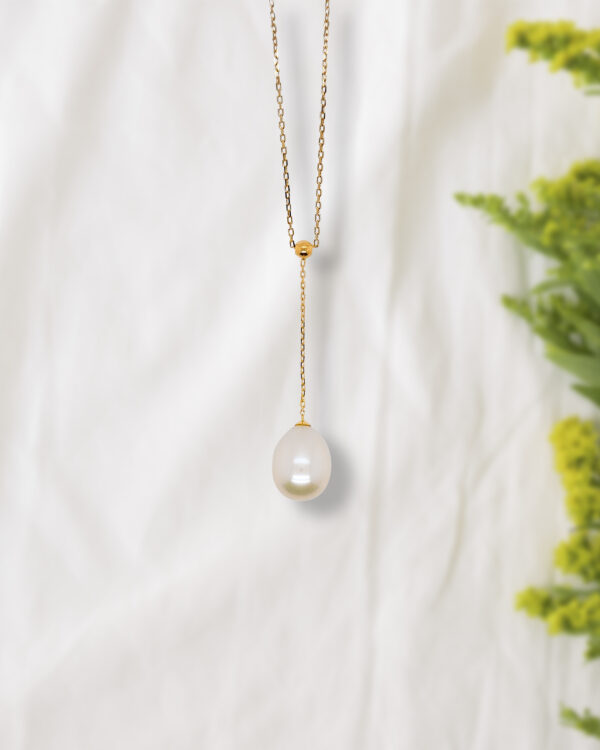 Freshwater Pearl Pendant 18K Gold Lariat Necklace with Diamonds - Image 2