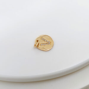 18K Gold 10.5mm Letter 